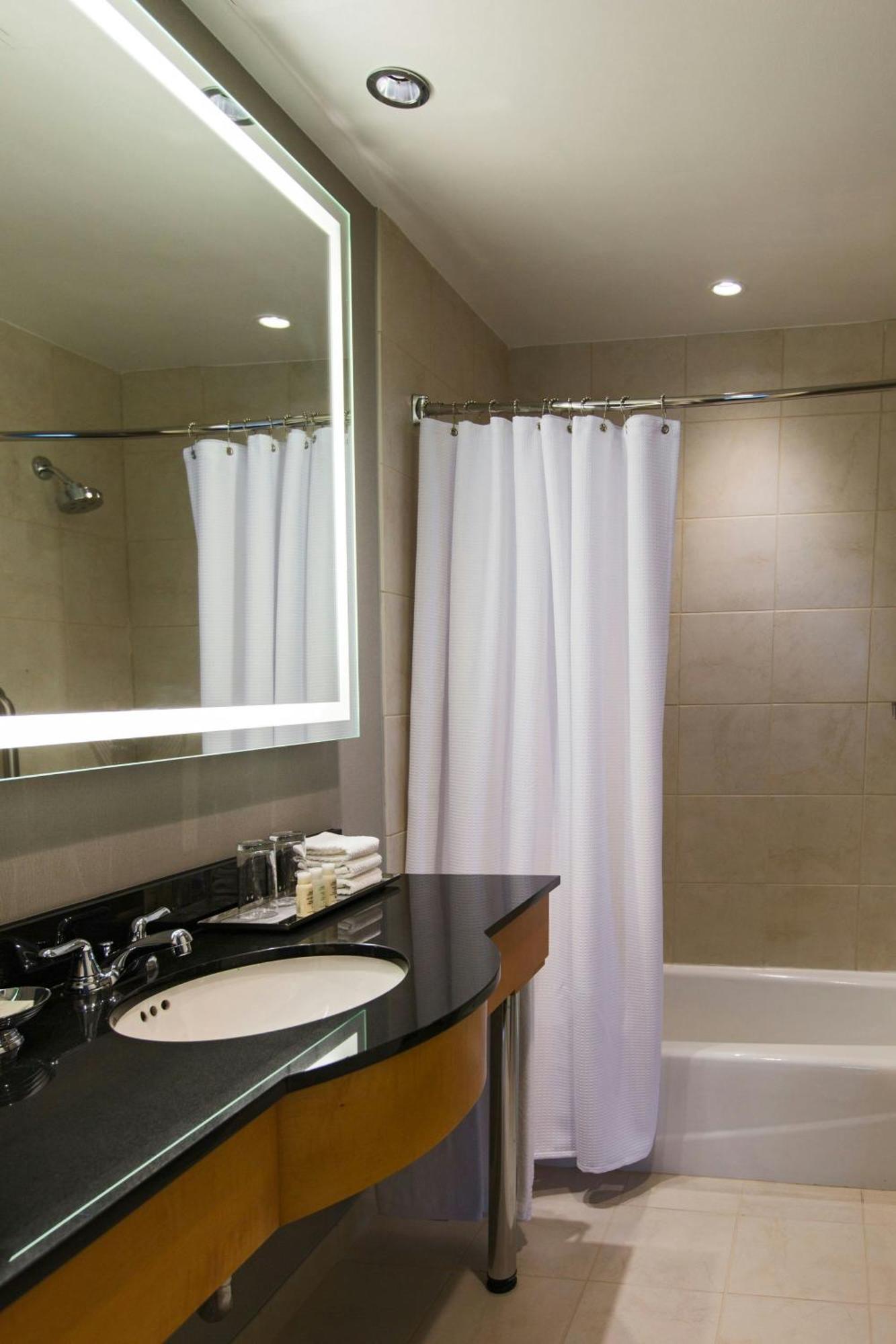 One-Bedroom Suite with Two Double Beds and Sofa Bed